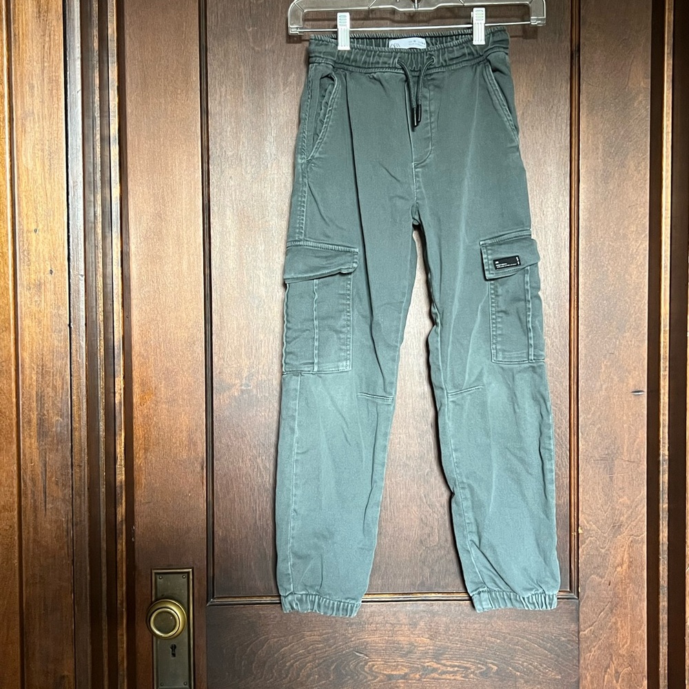 Kids Cargo Pants in olive Green, lightweight stretchy comfortable